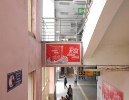 1 St Floor - Above Escalator Near Gate No 2 - 6 x 3 ft