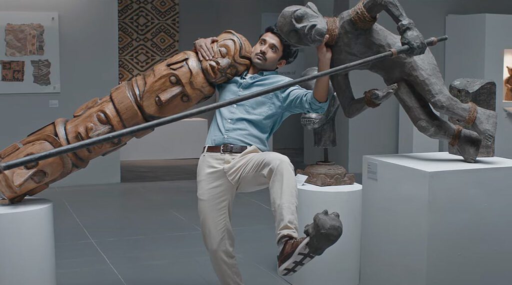 Chaos In The Museum Catch Dinesh Karthik In Action As He Tries To Save The Day